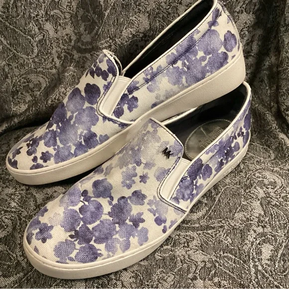 Michael Kors denim distressed floral slip on deck shoes - Picture 3 of 4